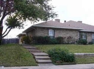 2211 Woodcreek #B, Carrollton, TX 75006
