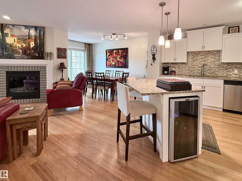 1st image of 3 Perron St #403