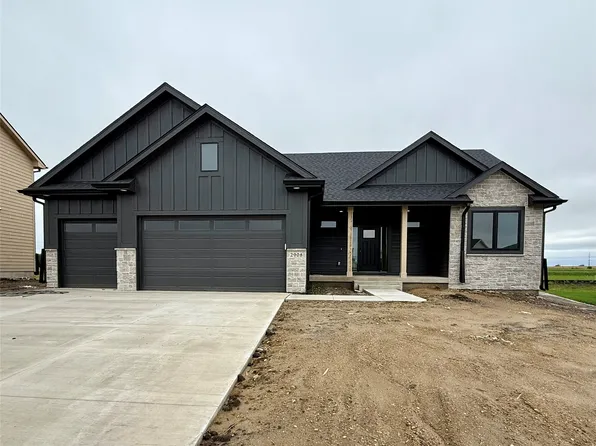 2908 NW Fairfield Ct, Ankeny, IA 50023