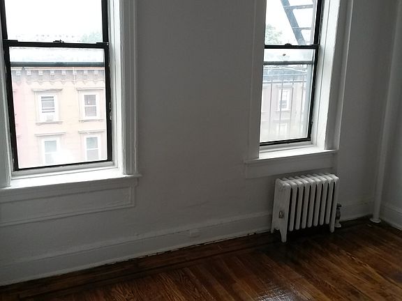 5th image of 1296 Pacific St APT 503