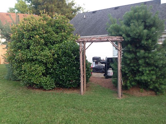 5th image of 2712 Enfield Dr