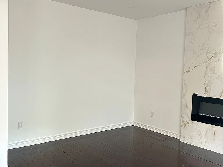 35 Gemini Cres — Photo 16