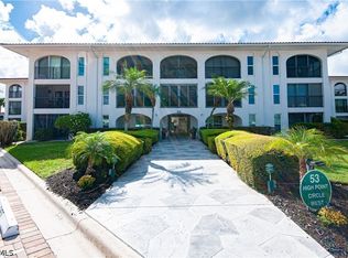 53 High Point Cir W APT 204, Naples, FL 34103