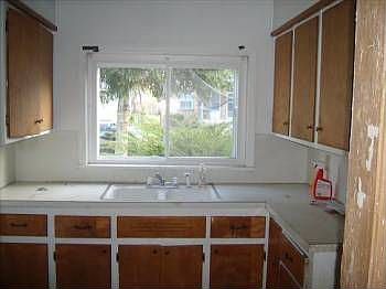 2nd image of 1584 Cordell Ave