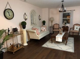 13285 Kitten Ct, Woodbridge, VA 22193