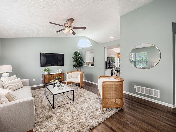 5th image of 7412 Brown Deer Dr