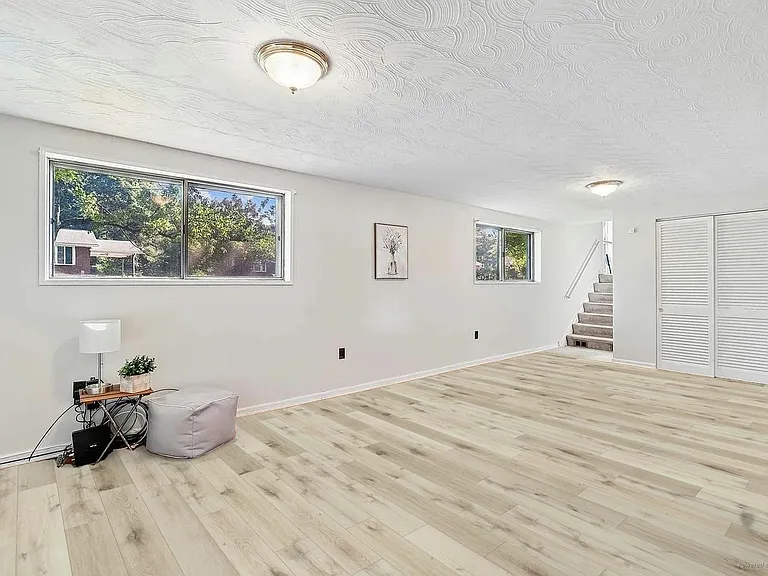 7608 Wellesley Dr — Photo 9