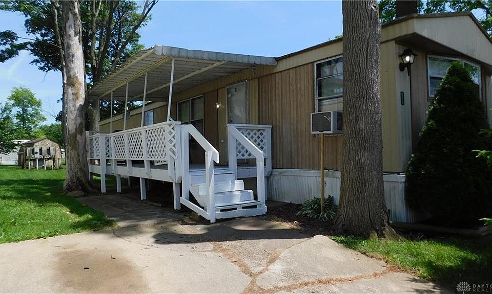 1st image of 26 Friar Tuck Dr