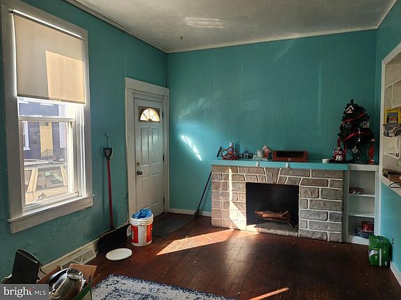 4th image of 117 Nevin St