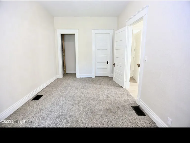 1332 Olive St — Photo 6