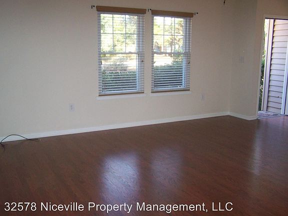 3rd image of 609 Caribbean Way