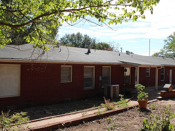 3rd image of 613 N Epperson