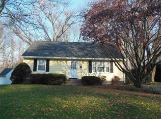 97 Bayne St, East Longmeadow, MA 01028