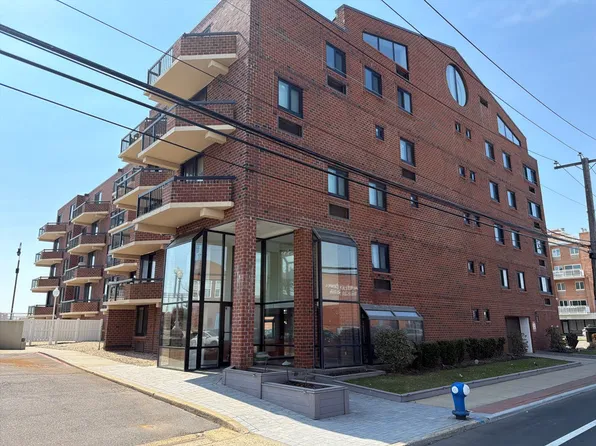750 W Broadway, Long Beach, NY 11561