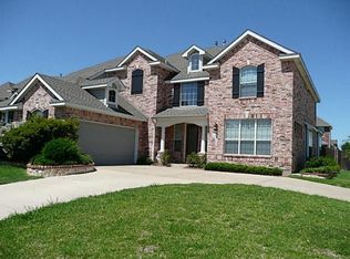 200 Norman Ct, Mansfield, TX 76063