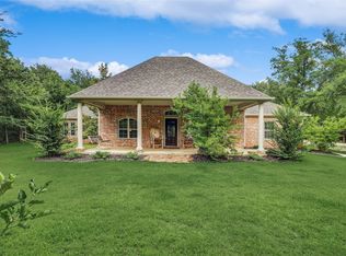 1307 Bloomfield Rd, Valley View, TX 76272