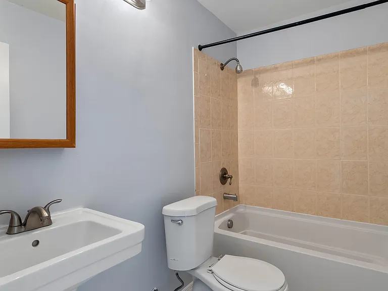5 Regent Ct — Photo 11