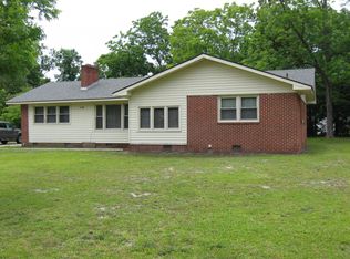 4109 Country Club Rd, Morehead City, NC 28557