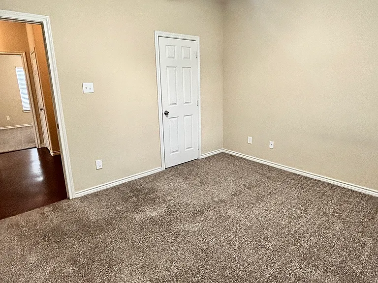 2617 Mandi Ct — Photo 9