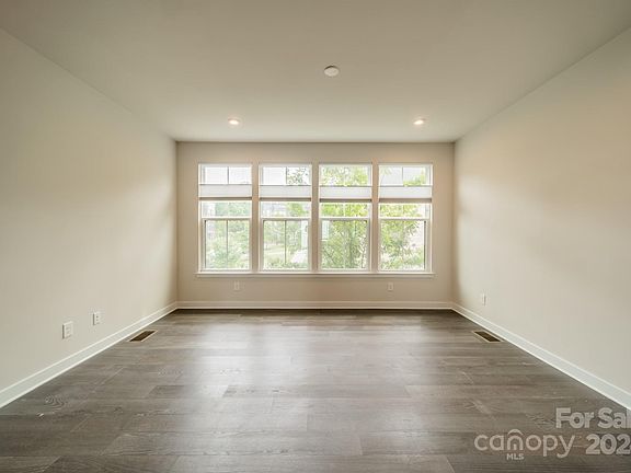 5th image of 420 Music Hall Way