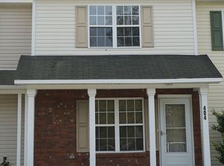 404 Meadowbrook Ln, Jacksonville, NC 28546