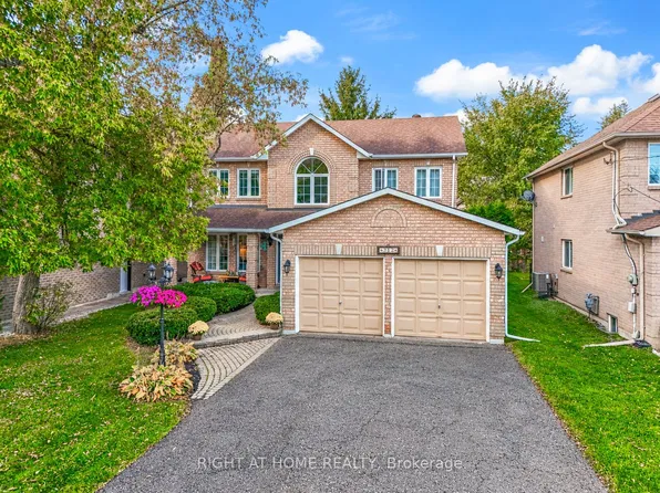 212 Olde Bayview Ave, Richmond Hill, ON L4E 3E4