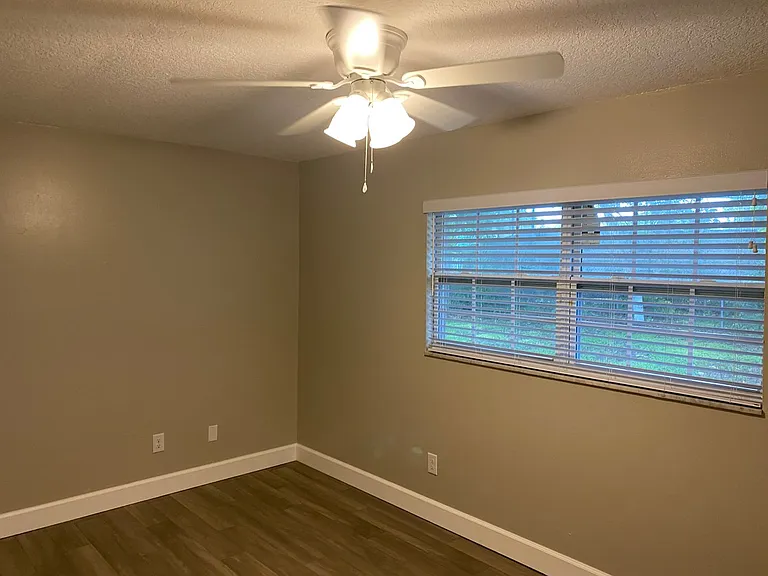 3052 Unkaterri Ln — Photo 11