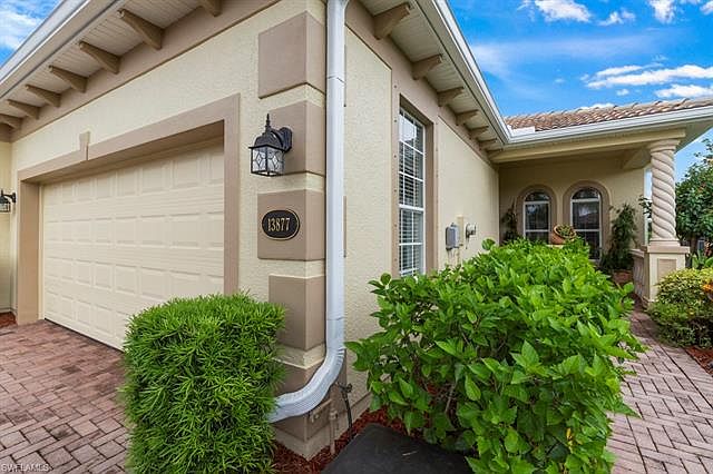 1st image of 13877 Cleto Dr