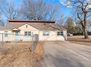 10008 E 60th Ter, Raytown, MO 64133