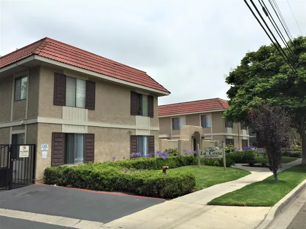 La Costa Apartments