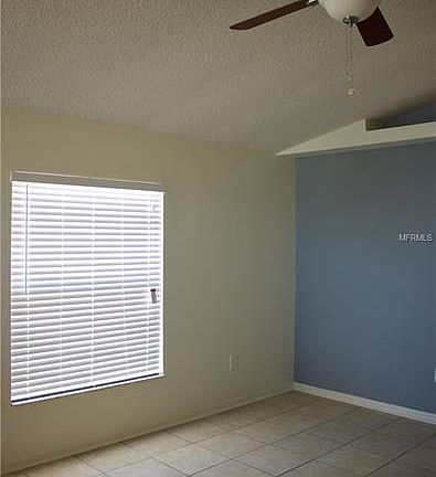 5th image of 1841 Lacy Ln