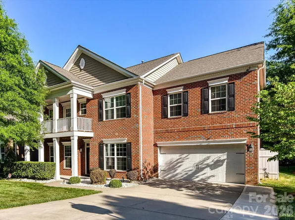 113 Hillandale Dr, Charlotte, NC 28270