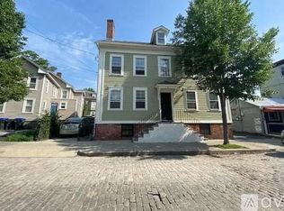 475 W Fountain St #2, Providence, RI 02903