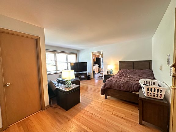 2nd image of 5651 N Miltimore Ave #202