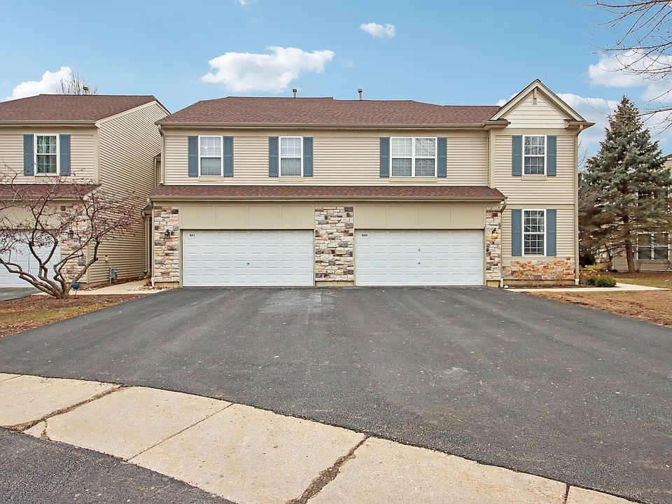 1st image of 831 Amelia Ct