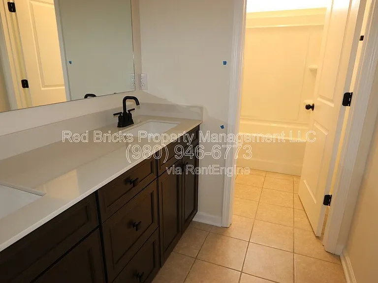 17712 Summers Walk Blvd — Photo 18