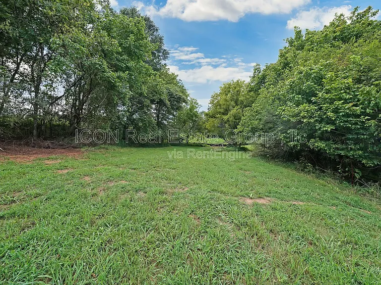 251 Hog Farm Cir — Photo 25