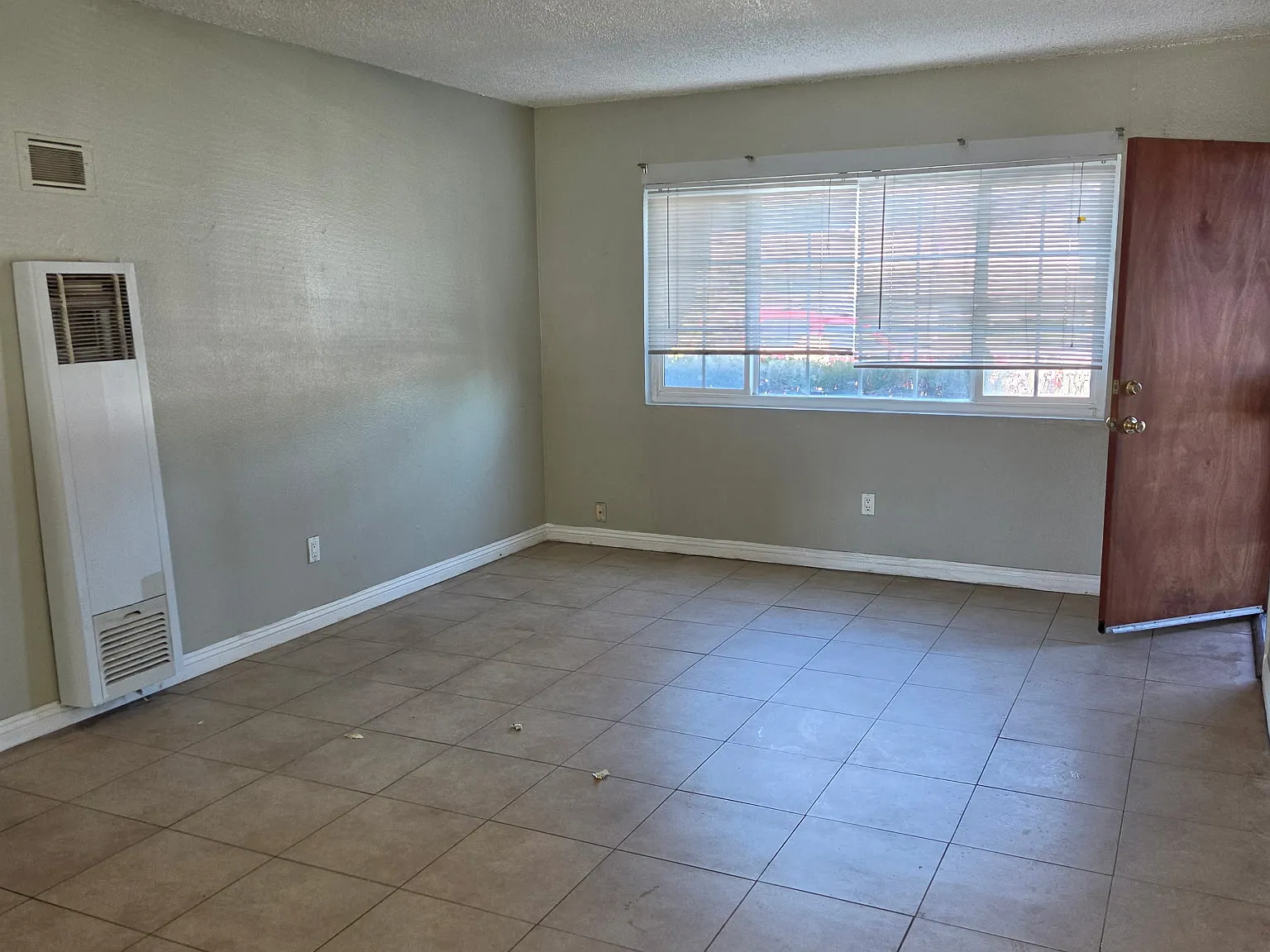 2 bed, $1,950 — Photo 4