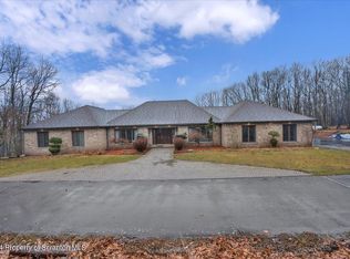 950 Newton Rd, Newtown, PA 18411