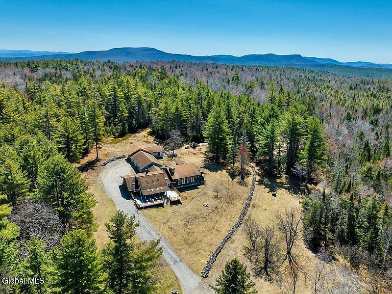 2nd image of 399 Loch Muller Road