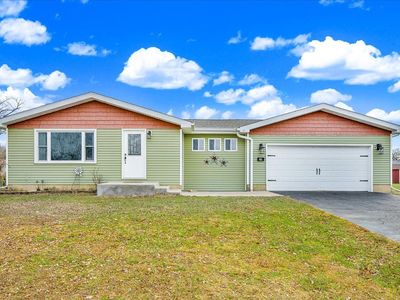 605 Belaire Dr, Washington, IL, 61571