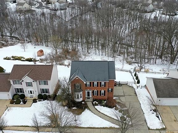 2nd image of 323 Cottingham Cir
