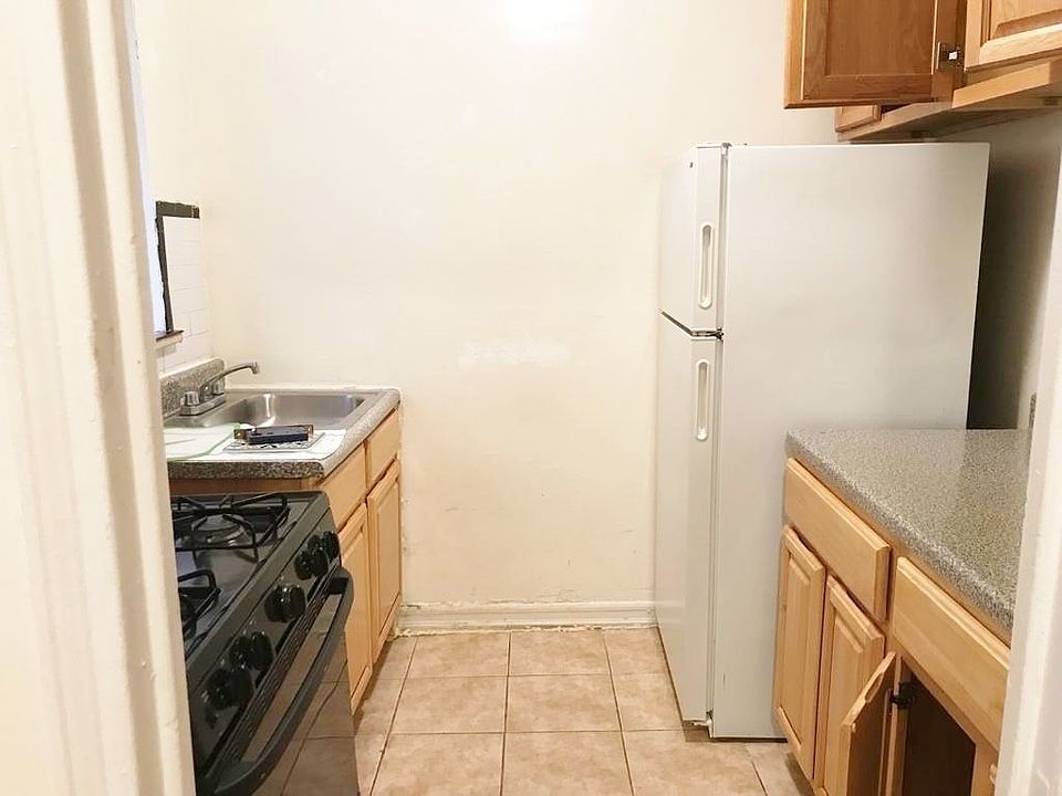 1st image of 590 Ocean Ave #L11