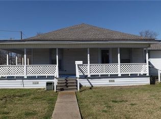 409 S Mable St, Ferris, TX 75125