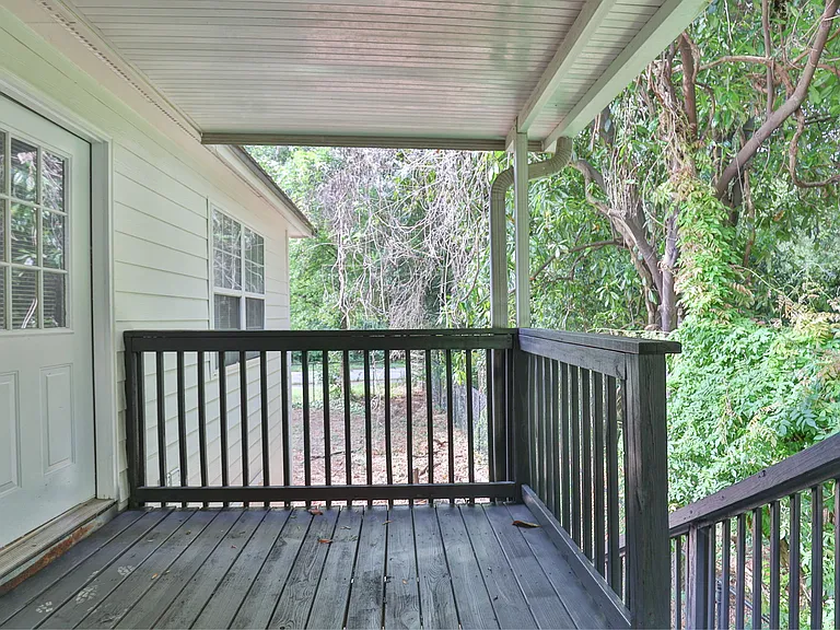 Caroline Ridge Apartments — Photo 19