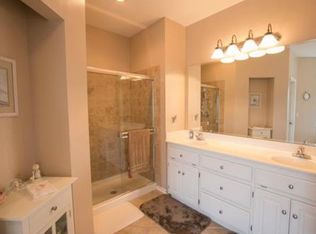 6919 N Hardesty Ave, Kansas City, MO 64119