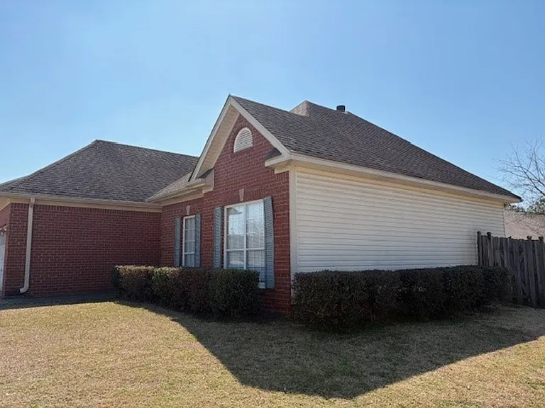 2530 Joey Adkins Dr — Photo 3
