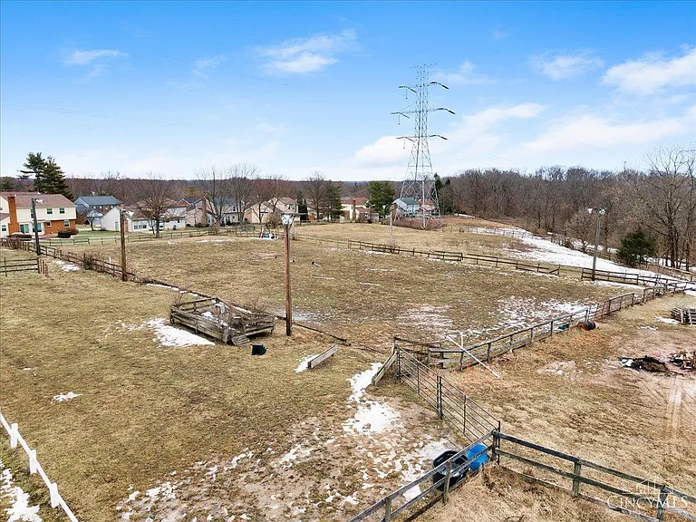 2675 Carriagegate Ln — Photo 33