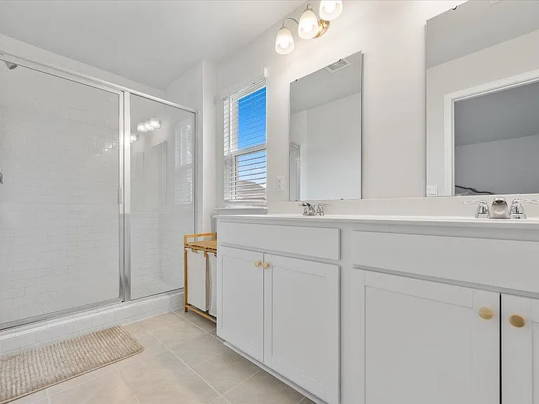 402 Oak View Way — Photo 23