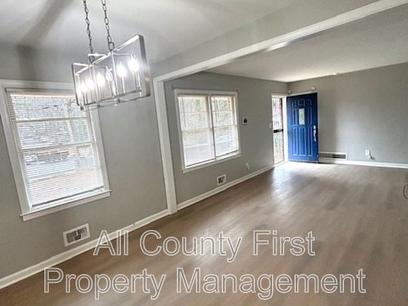 5th image of 2776 Belleau Ln SE